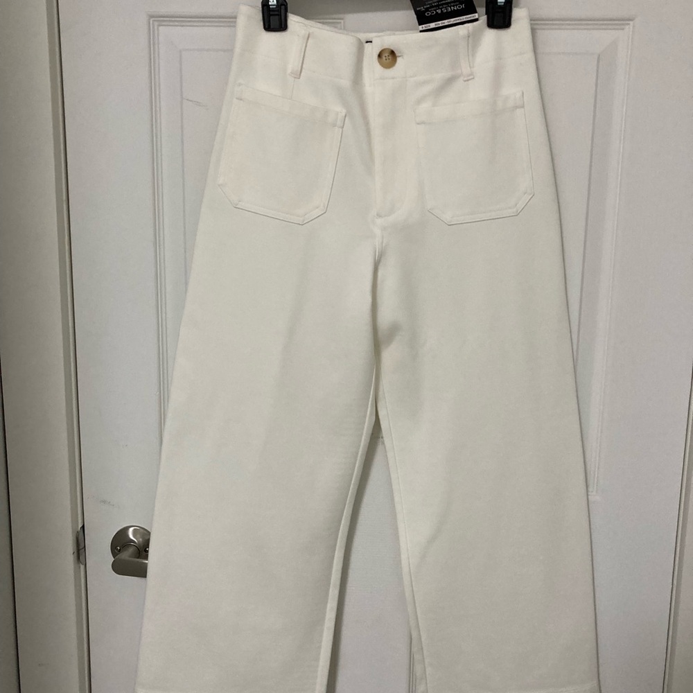 Jones New York White/Cream Cropped Pants - Size 6 - NWT
